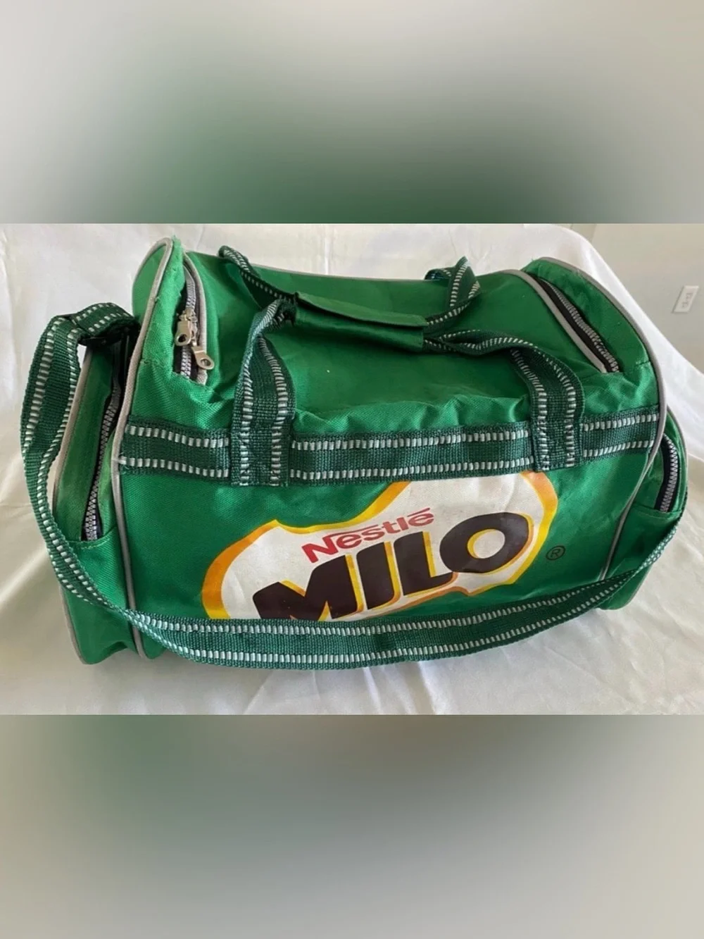 Retro Vintage 1990s Nestle Milo Duffle Bag 18